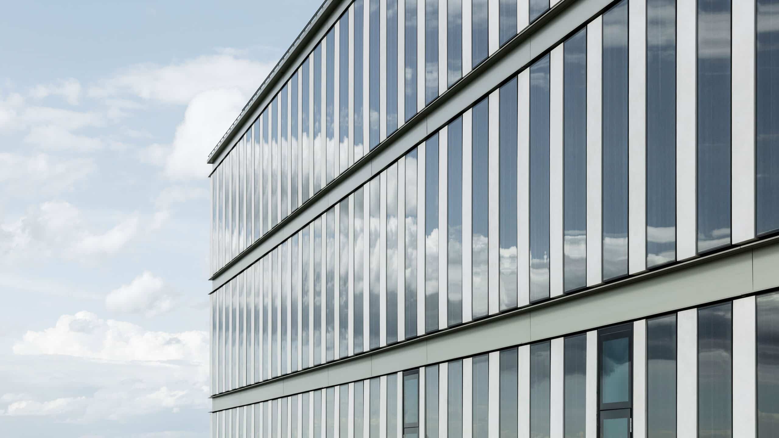 Fassadendetail von der Rehaklinik, Bellikon