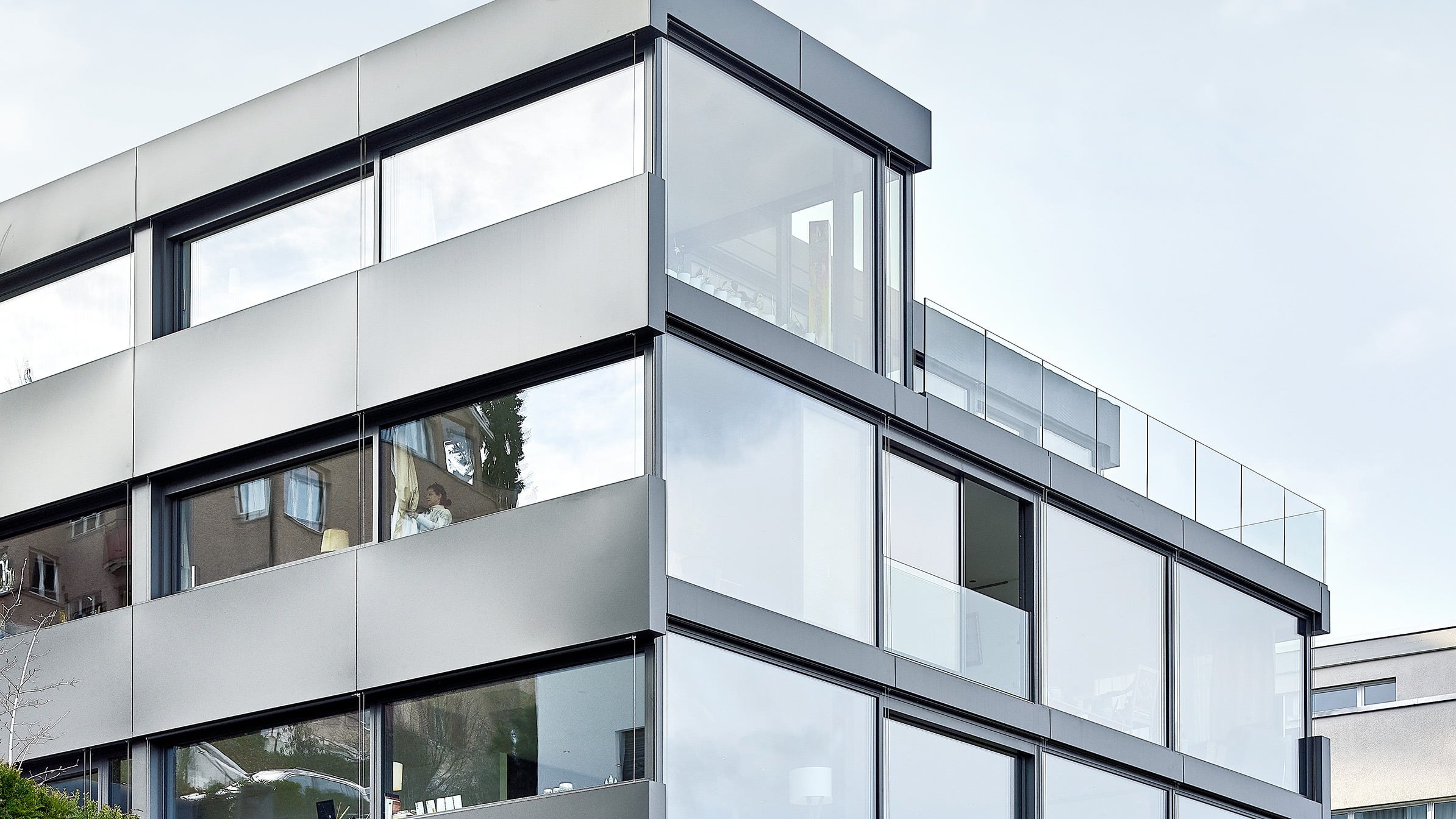 Haus aus Glas, Kilchberg Synfinity, Fassade von 4B