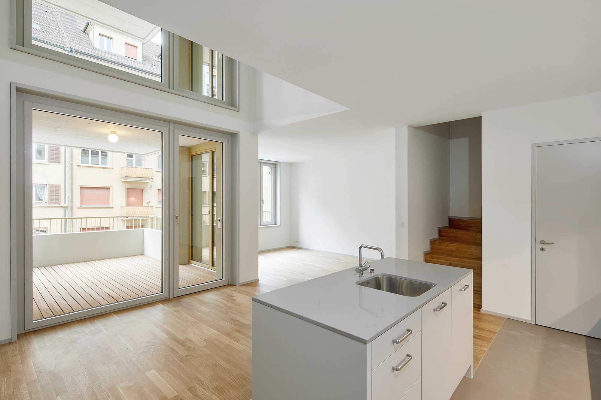 Helle Wohnung mit Fenster und Schiebetüren von 4B Himmelrich 3, Luzern