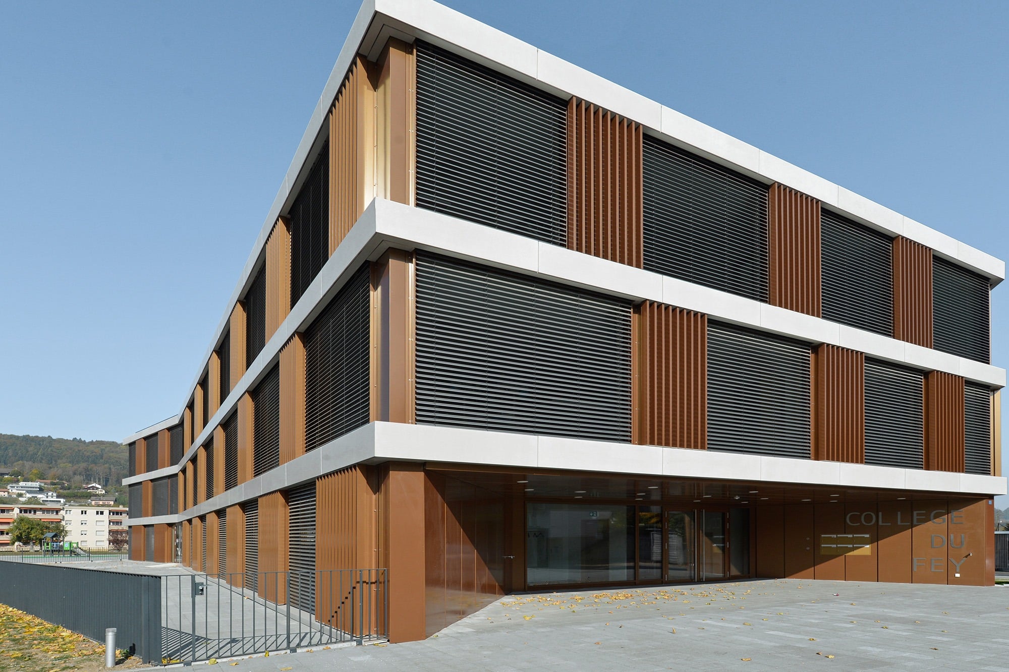 Moderne Pfosten-Riegel Fassade, Collège fey du Moudon