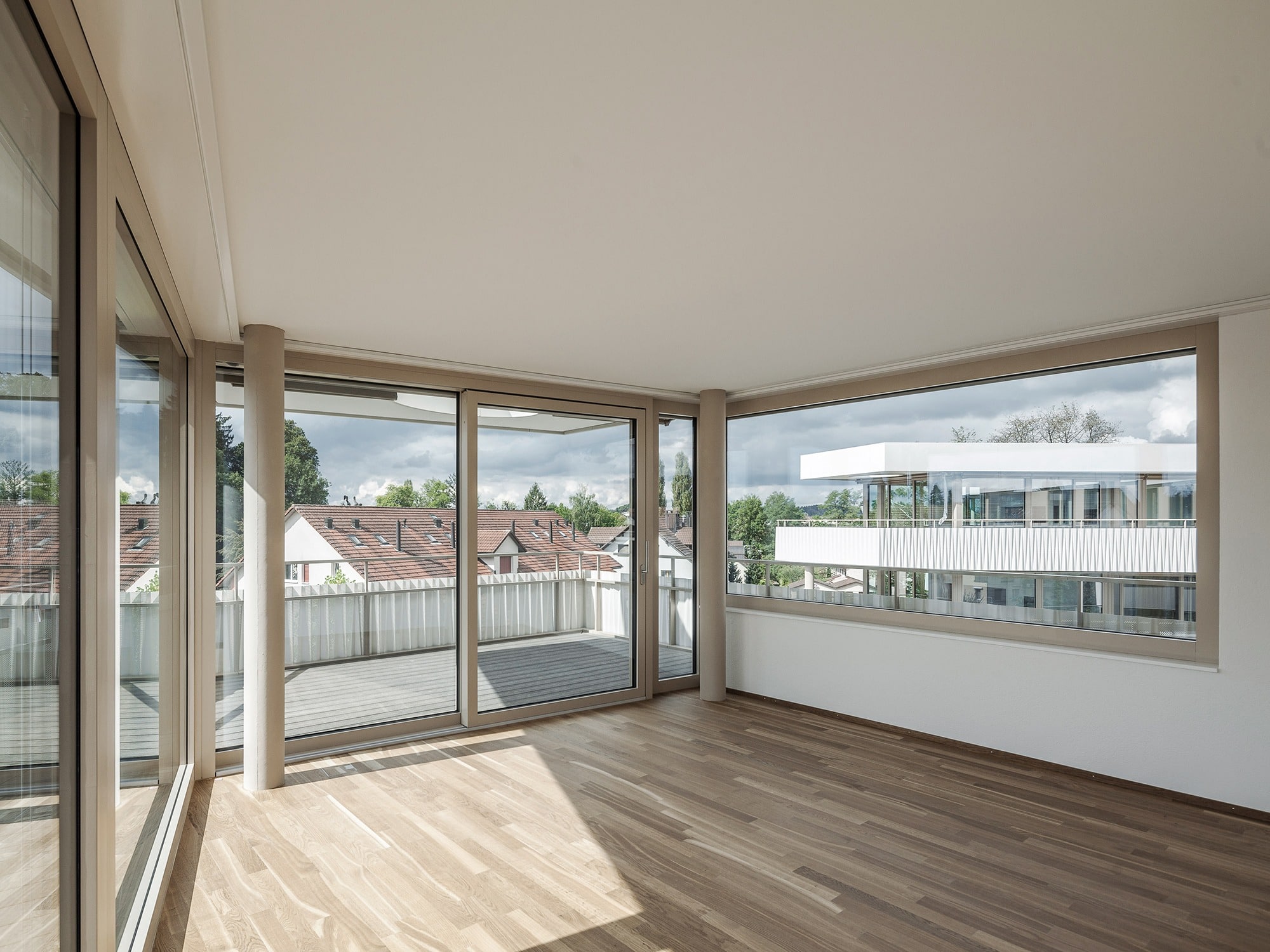 Référence central park wetzikon, Portes coulissantes et fenêtres