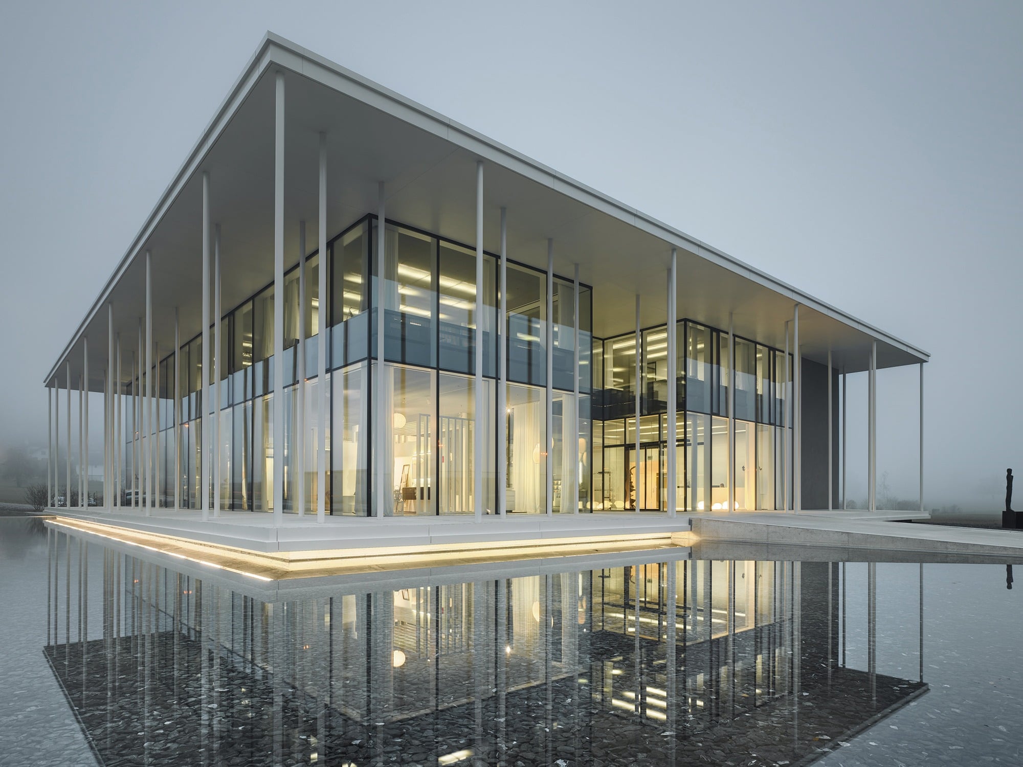 Gebäude von Talsee mit Pfosten-Riegel Fassaden Lösung von 4B