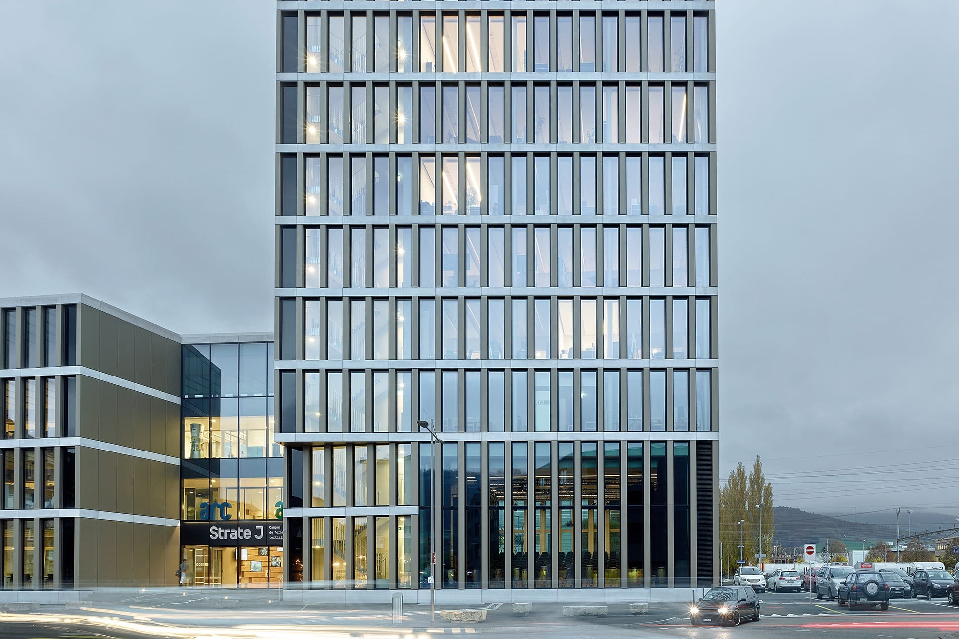 Bildungszentrum Campus HE, Delémont Aussenansicht Fassade