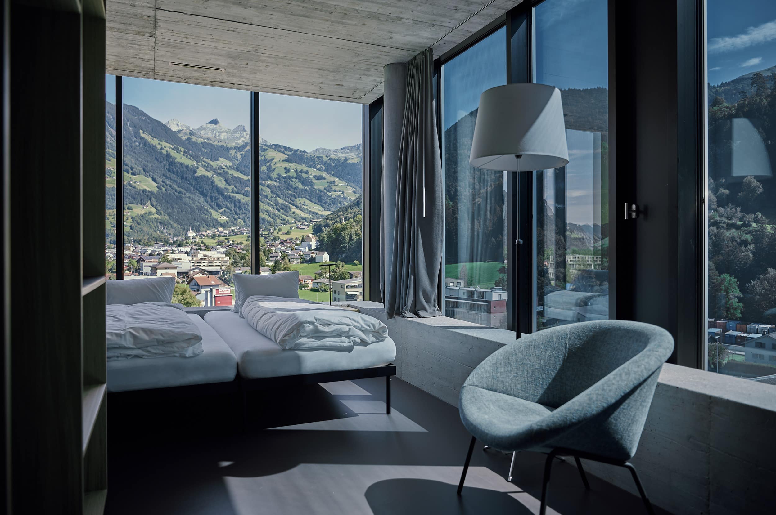 Hotelzimmer im SisCampus mit dimmbaren Fenstergläsern