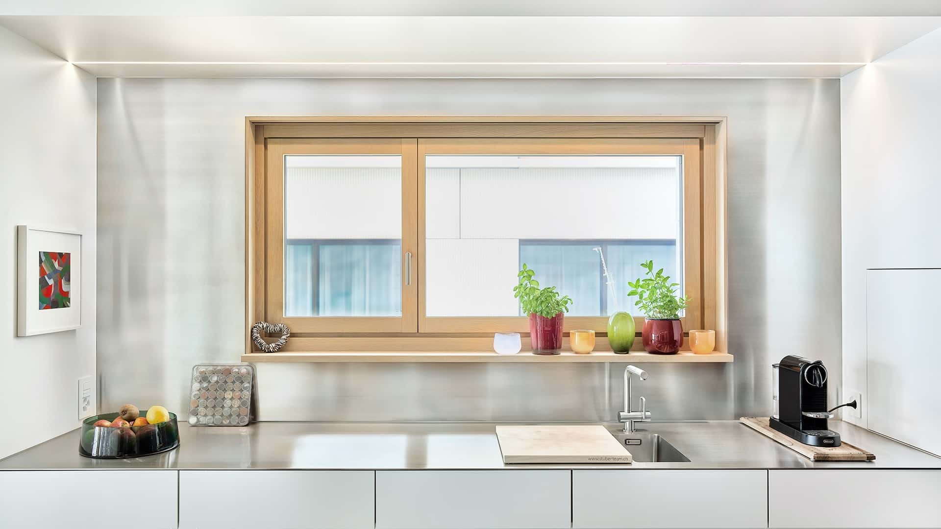 Dimmbares und schaltbares Glas: Kuchenfenster mit schaltbarem Glas