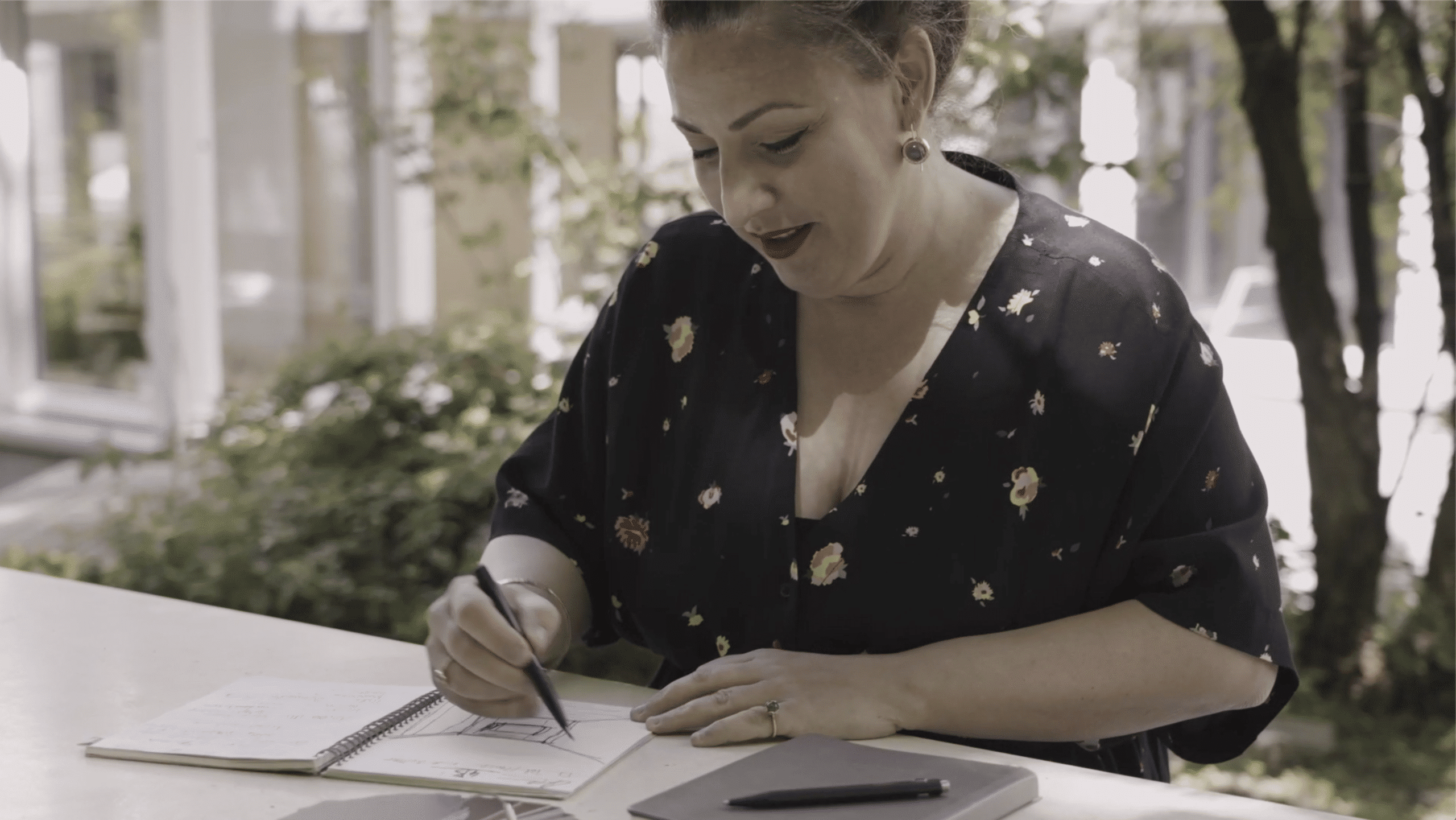 Mia Kepenek Co-Creation Schiebetür ST2 4B