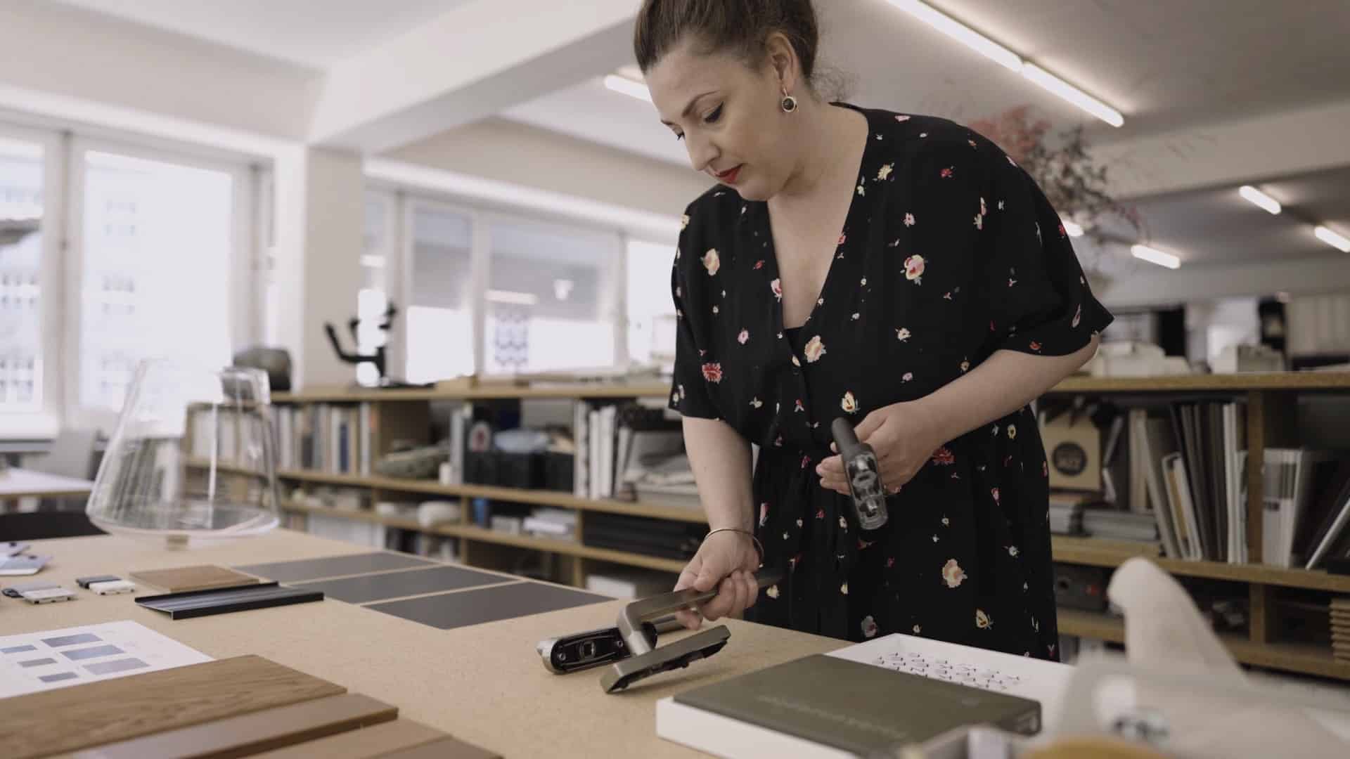 Mia Kepenek Co-Creation Schiebetür ST2 4B